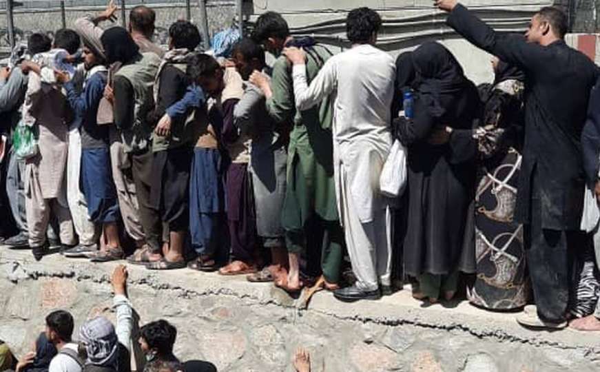 Detalji eksplozije u Kabulu: Najmanje 13 poginulih u samoubiličkom napadu 