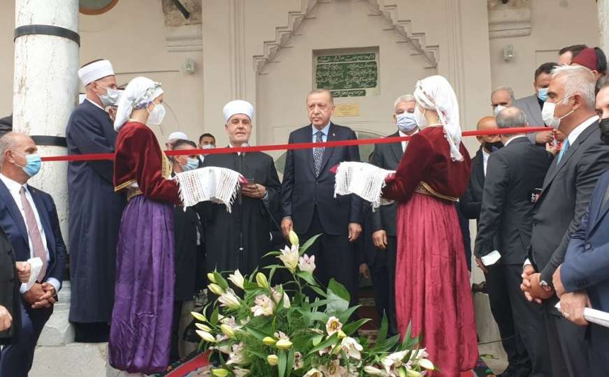 Erdogan i reis Kavazović svečano otvorili Baščaršijsku džamiju