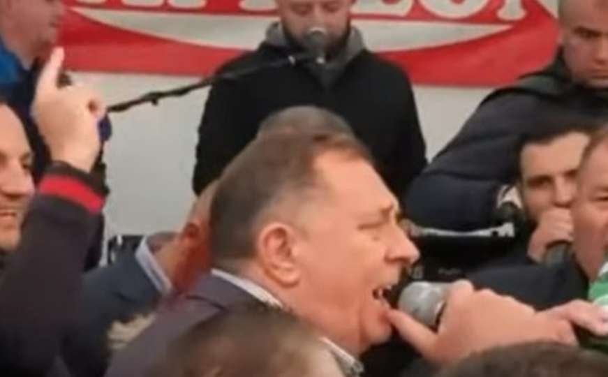 Dodik danas ne ispušta mikrofon iz ruku: 'Ustaj mala, veži kera' se orila 