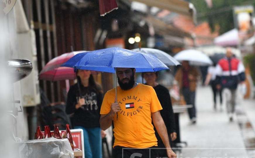 U BiH danas oblačno sa kišom: Narednih dana do 30 stepeni