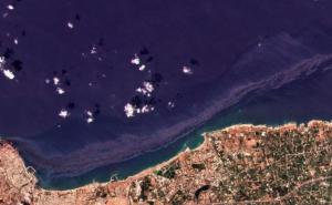 Ogromna naftna mrlja veličine New Yorka širi se Mediteranom i postaje sve veća