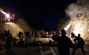 Poruka sa barikada kod Cetinja: Belveder neće pasti noćas!