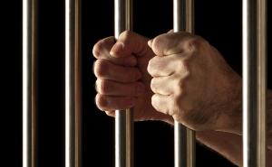 Osuđen na pet godina zatvora zbog širenja koronavirusa