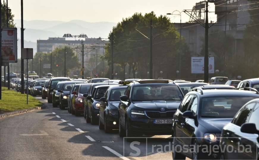 Info za vozače: Gdje će danas biti obustavljen saobraćaj u Sarajevu