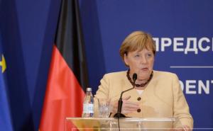 Koja je simbolika današnjeg modnog odabira Angele Merkel