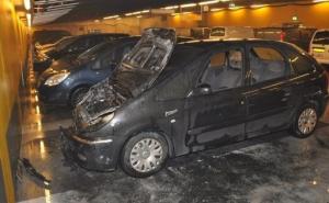 Požar u tržnom centru u BiH: Izgorio automobil 