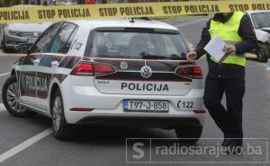 Kod Lašve se sudarili automobil i kamion, četiri osobe povrijeđene 