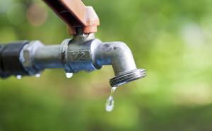 Uprkos kiši radnici ViK-a i danas na terenu: Evo u kojim ulicama neće biti vode