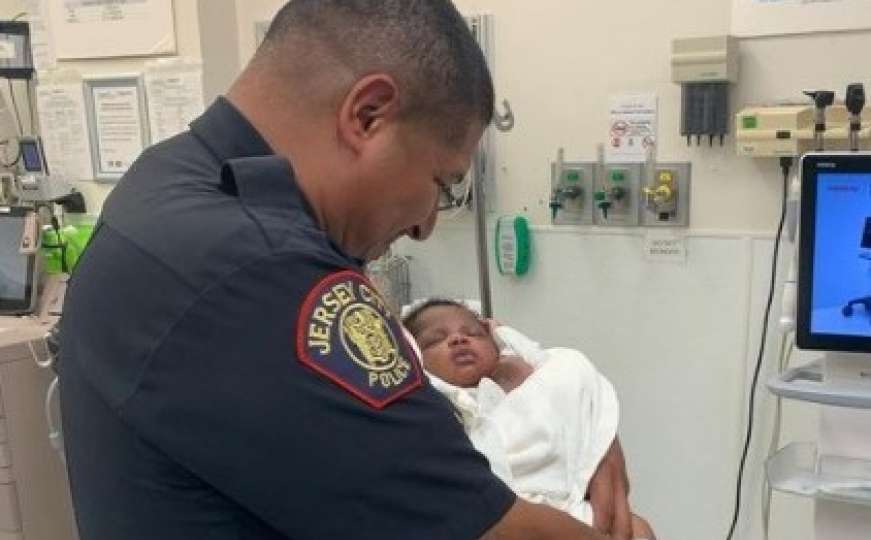 Policajac spasio bebu koju je muškarac bacio sa drugog sprata 