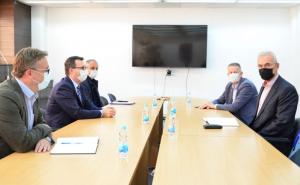 Ministar Džindić najavljuje rješavanje problema u preduzeću 'Zrak'