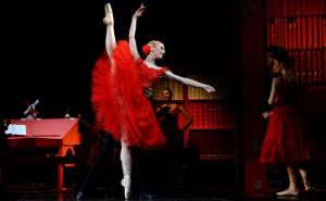 Praznična atmosfera obilježit će oktobar u NPS-u: Premijera, gala koncert, balet...