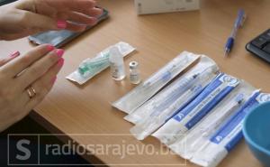 Poznato koje su sve reakcije nakon vakcinacije prijavili građani BiH