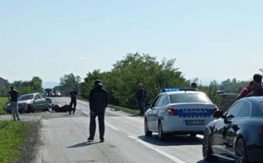 Stravična nesreća na bh. putu: Motorista poginuo u sudaru sa vozilom