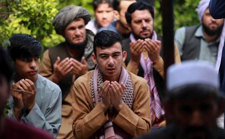 Užas u Kabulu: Džamija bombardovana tokom učenja dove, civili poginuli 