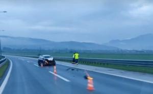 Nesreća na autoputu kod Sarajeva: Jedna osoba povrijeđena