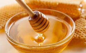 Da li je zdravo da se med pojede na prazan želudac!?