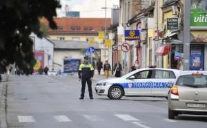 Hapšenje u BiH: Pijani muškarac udario konobaricu šakom u glavu