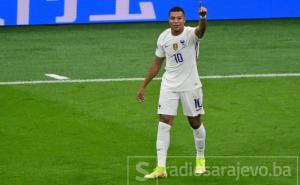 Francuzi diskutabilnim golom Mbappea osvojili Ligu nacija