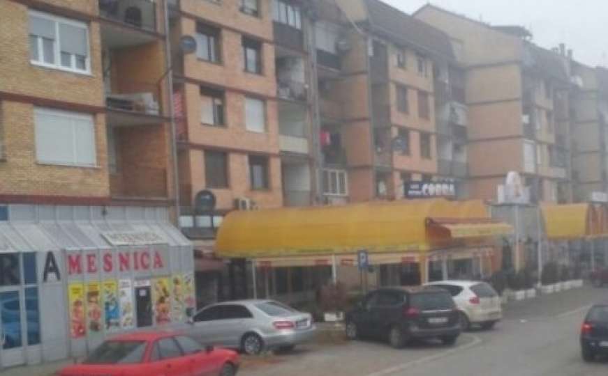 Užas u bh. gradu: Pao sa balkona - pa ga pretukli bivši suprug partnerke i njen sin