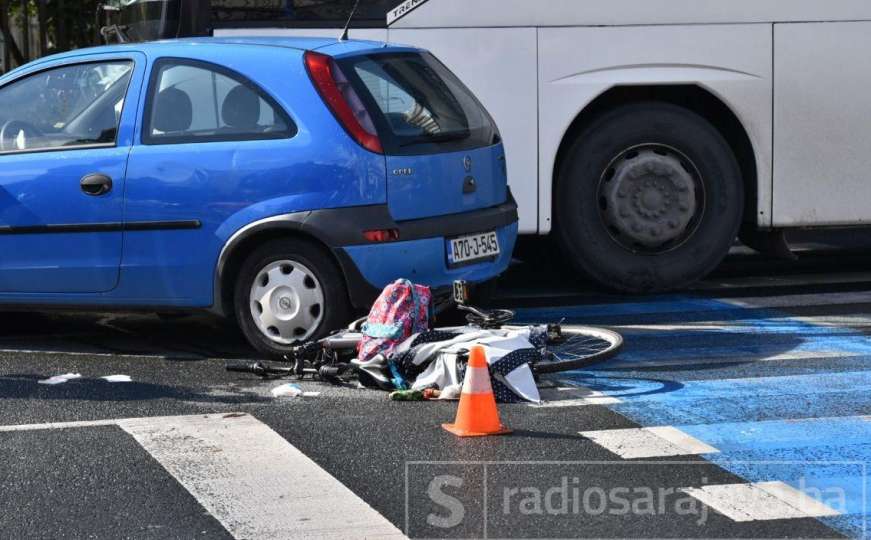 Automobil u Sarajevu udario biciklistu 