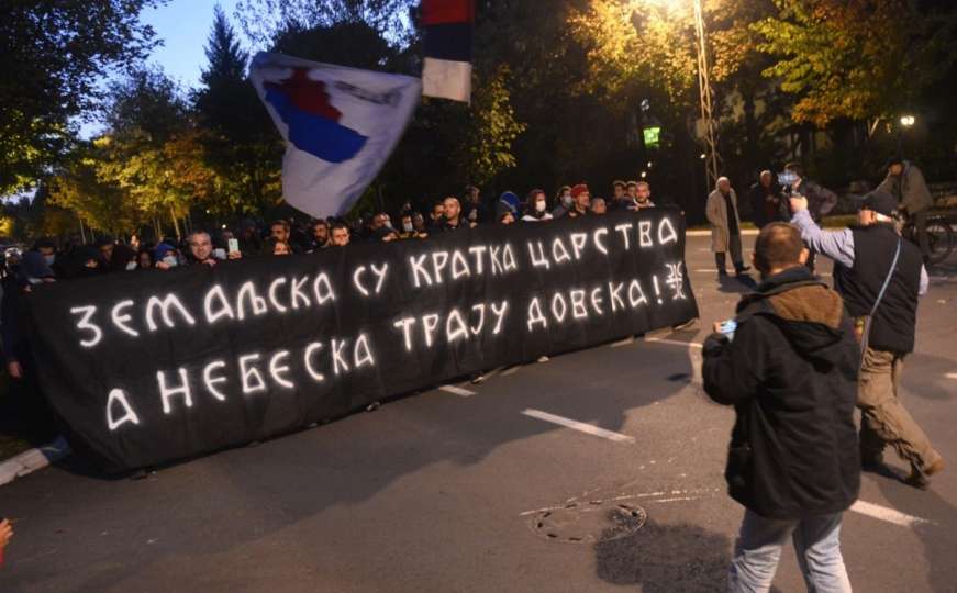 Policija nije dozvolila desničarima da priđu Ambasadi SAD u Beogradu