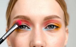 Make up lekcije: Kako se pravilno nanosi sjenka za oči?