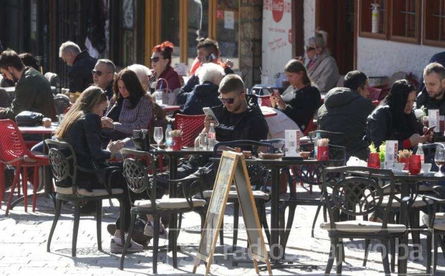 Raste broj novozaraženih u Kantonu Sarajevo: Pet osoba preminulo