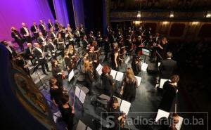 Zaslužene ovacije za Tijanu Vignjević i Sarajevsku filharmoniju  