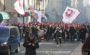 Pogledajte korteo: Horde Zla krenule prema Koševu 