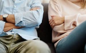 Detalji bizarne presude ženi koja je mužu rekla da 'puši ku**c'