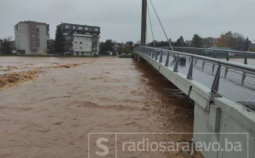 Ministarstvo sigurnosti BiH: Upute za građane kod poplava, klizišta i odrona