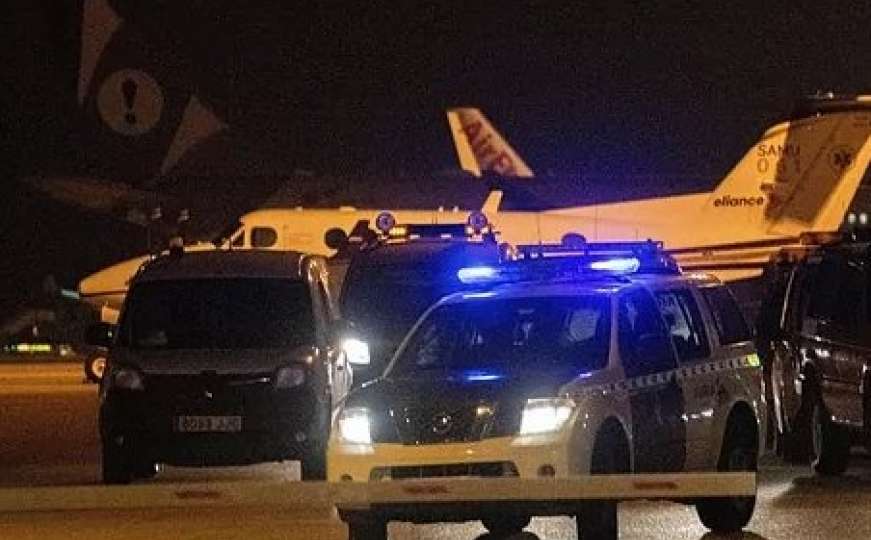 Haos na aerodromu u Španiji: Avion prinudno sletio, grupa putnika pobjegla