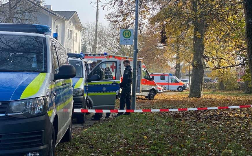 Drama u Njemačkoj: U napadu nožem u vozu povrijeđeno više osoba