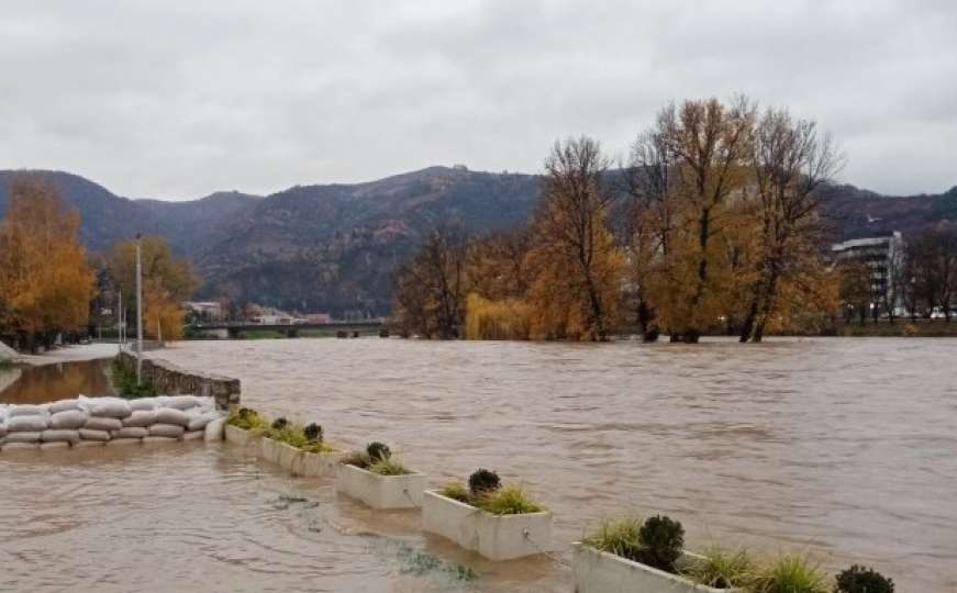Važno upozorenje: Očekuje se novo povećanje vodostaja na slivovima rijeka u BiH