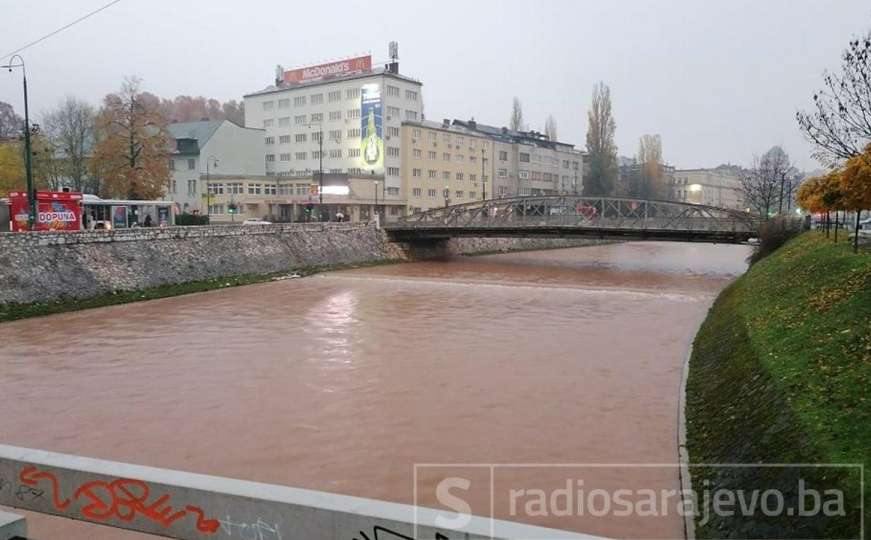 Miljacka kao nekada: Prizori olakšanja iz centra Sarajeva 
