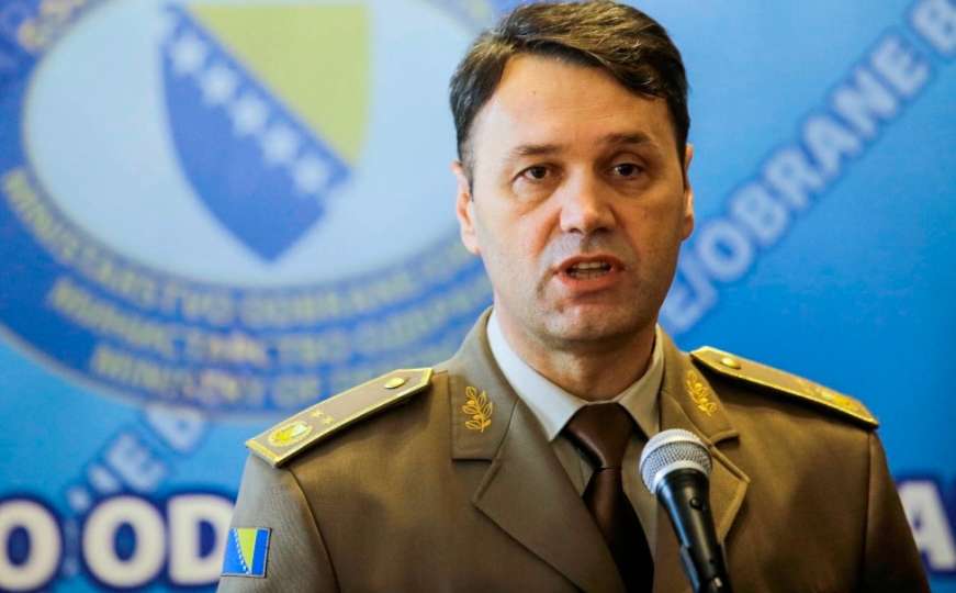 General Mašović tvrdi: Nije bilo nikakvog nasilnog pokušaja ulaska u kasarnu Rajlovac