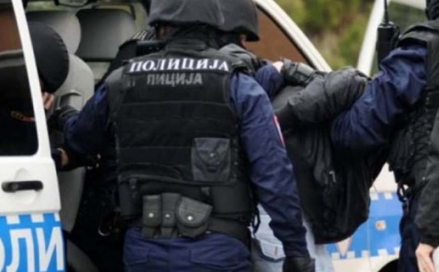 Akcija policije kod Sarajeva: Pronađena veća količina droge, više osoba uhapšeno