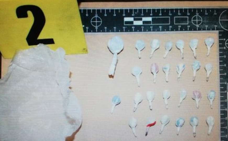 Nakon pretresa stana i Renaulta: Pronađeno 26 paketića heroina
