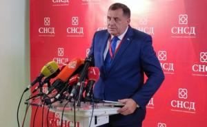 Dodik se i večeras oglasio: Nema odustajanja od posebne sjednice