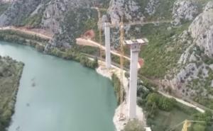 Na koridoru Vc most Počitelj polako poprima oblik: Stubovi se sve više izdižu