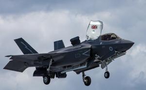 Avion se srušio u Mediteransko more, pilot se spasio katapultiranjem