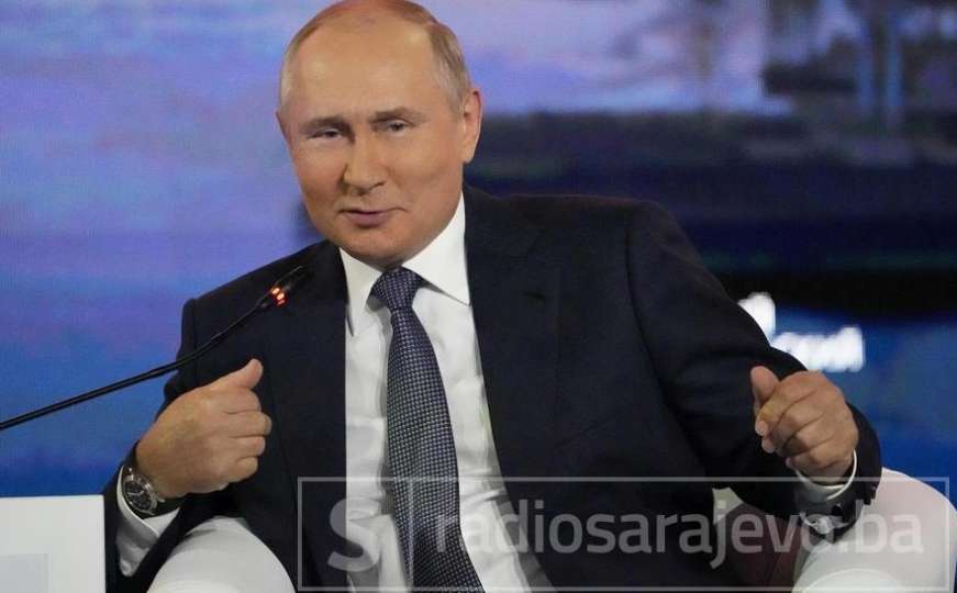 Putin primio booster dozu: Odmah se oglasio