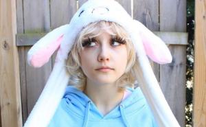 Chloe Moriondo feat. Thomas Headon & Alfie Templeman - Dizzy