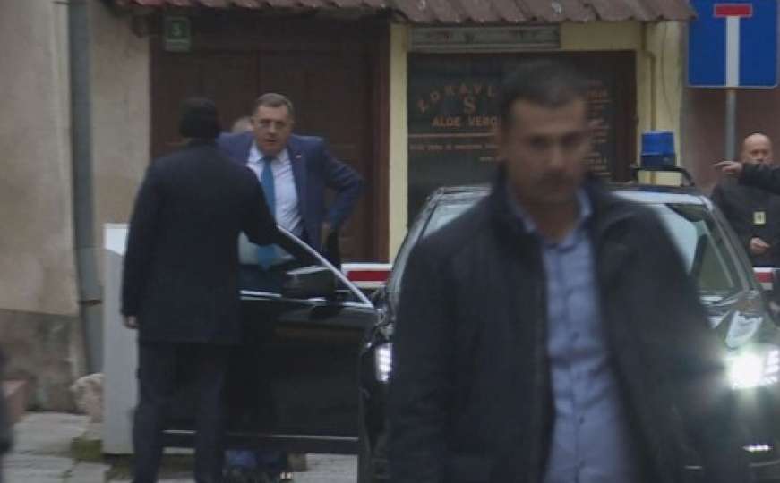 Milorad Dodik privatno u kući ambasadora Erica Nelsona