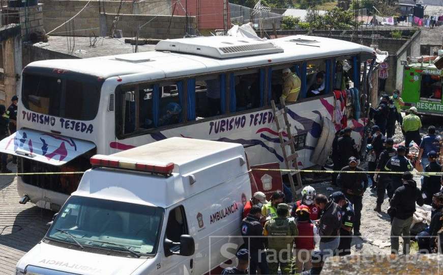 Meksiko: Autobus se zabio u kuću, najmanje 19 poginulih