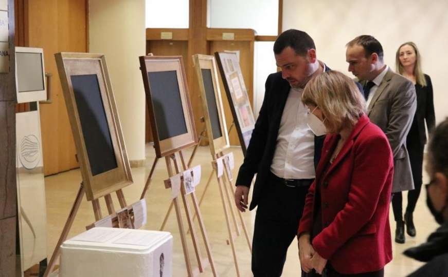 Izložba „Nestala umjetnička djela“ otvorena u zgradi Parlamentarne skupštine