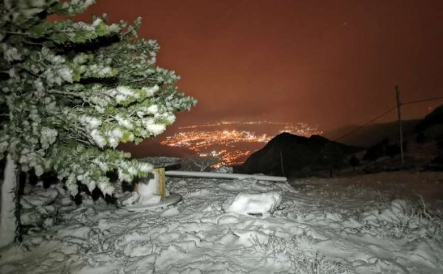 Pravi nalet zime stigao u Dalmaciju: Snijega ima čak i na dijelovima otoka Hvara