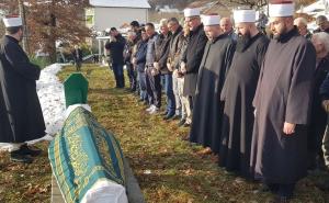 Klanjana dženaza Redžepu Karišiku, svjedoku četničkog zločina na Uborku kod Mostara