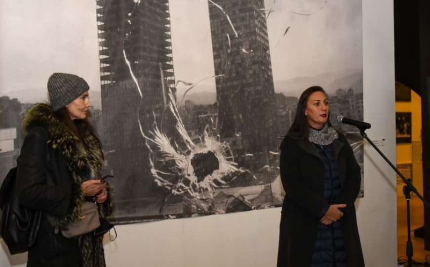 Otvorena izložba 'Uživo iz Sarajeva: Kako su strani novinari izvještavali o opsadi?'