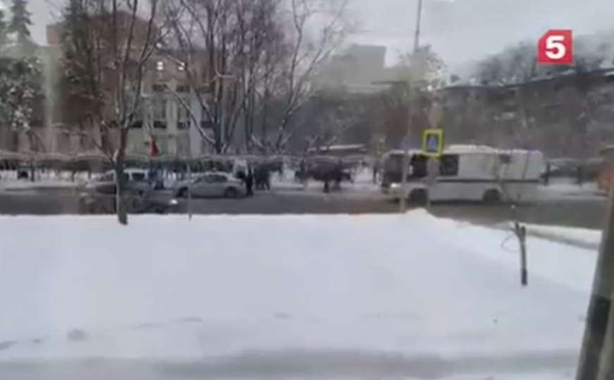 U Moskvi zbog svađe oko maske dvije osobe ubijene u Centru javnih službi 